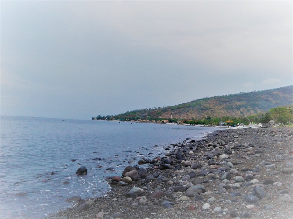 Pantai Melasti Amed
