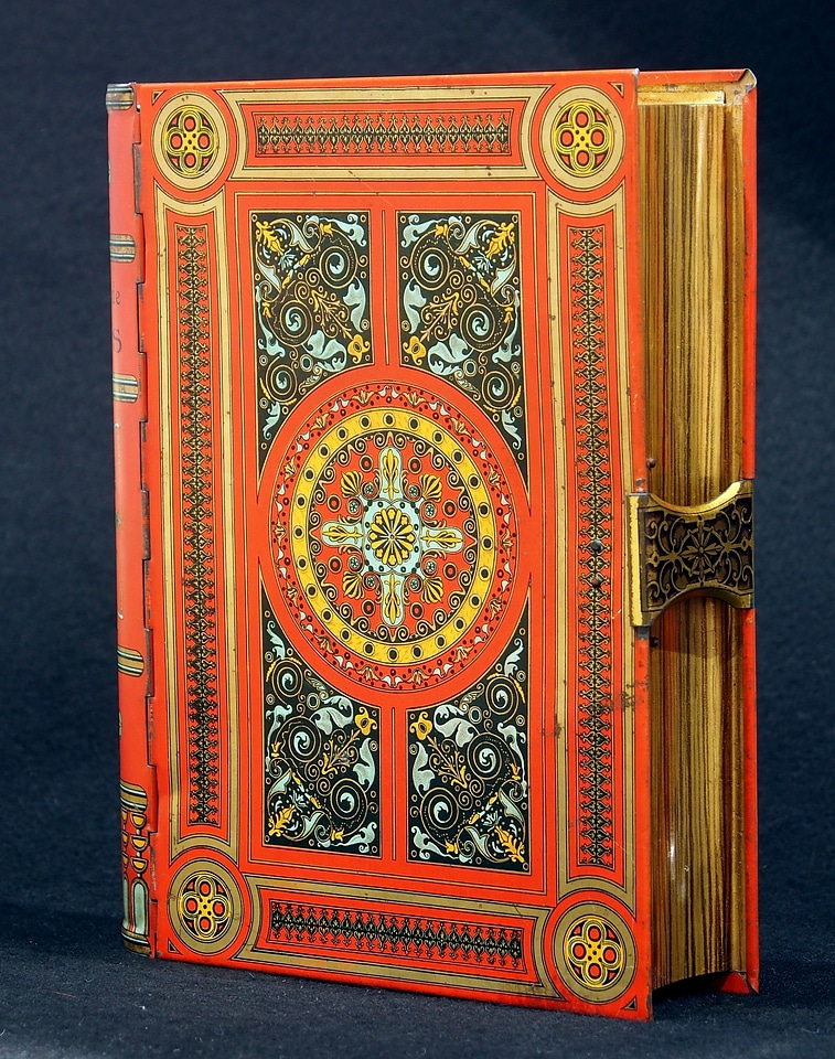 Tin package old
