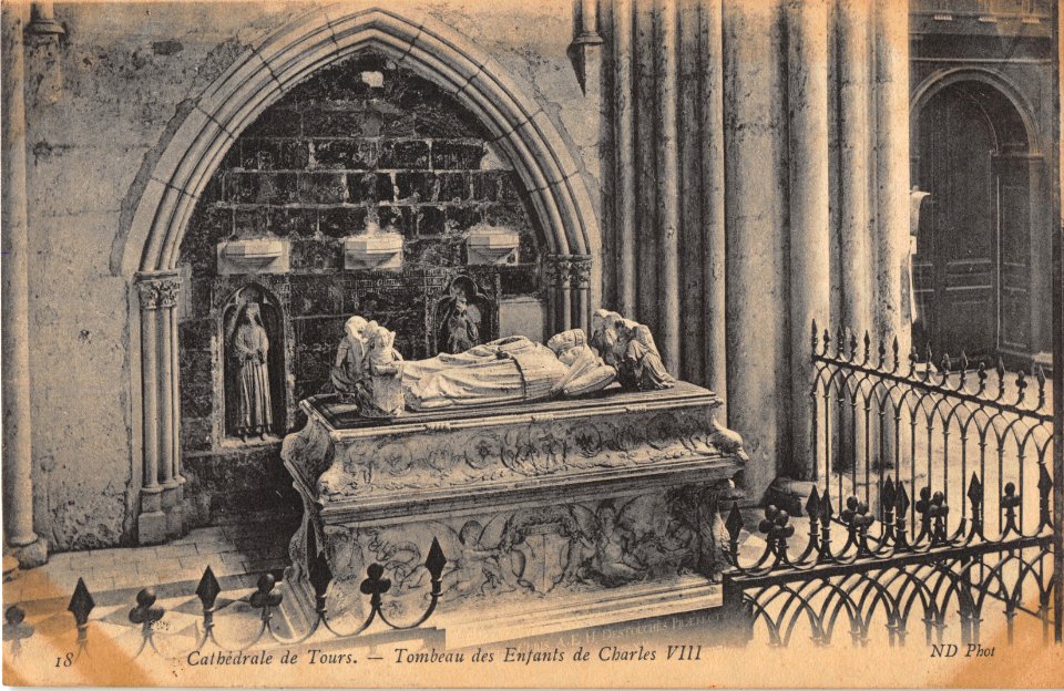 18 CATHEDRALE DE TOURS - TOMBEAU DES ENFANTS DE CHARLES VIII