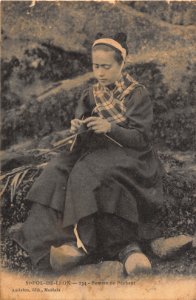 234 FEMME DE PECHEUR