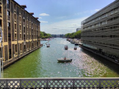 Paris canals photo