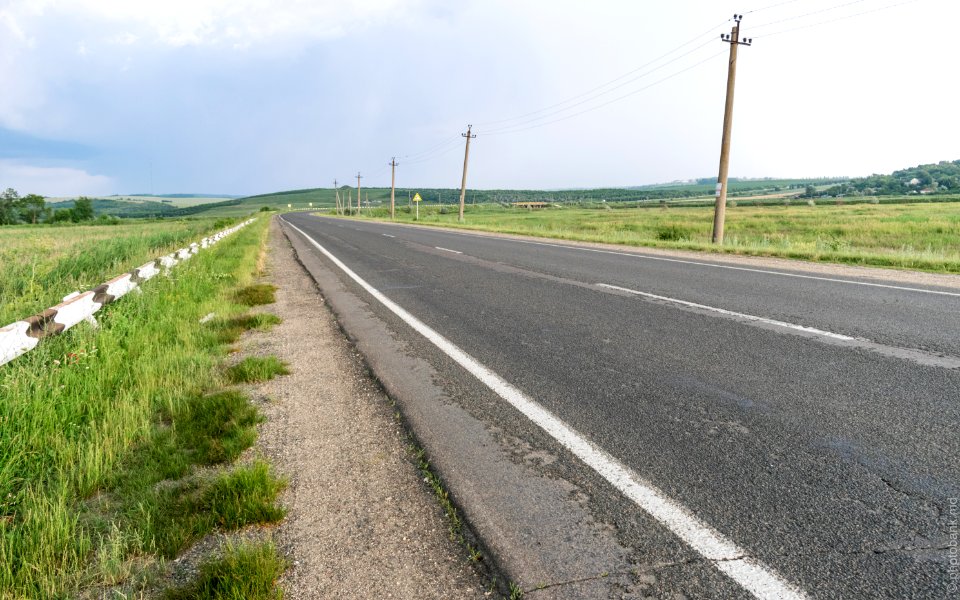 Бельцы, Аэродная ул. / Strada Aerodromului din Balti / Aerodromului St, Balti, Moldova