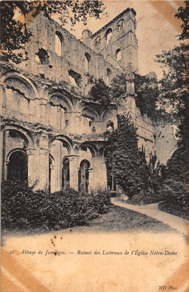 28 ABBAYE DE JUMIEGES - RUINES DE LATERAUX DE L'EGLISE NOTRE-DAME