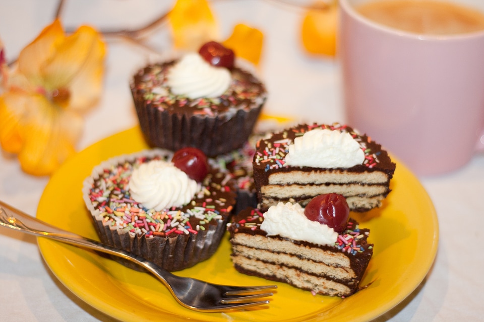Small sweet dessert