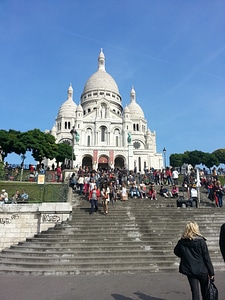 Montmartre monument tourists photo