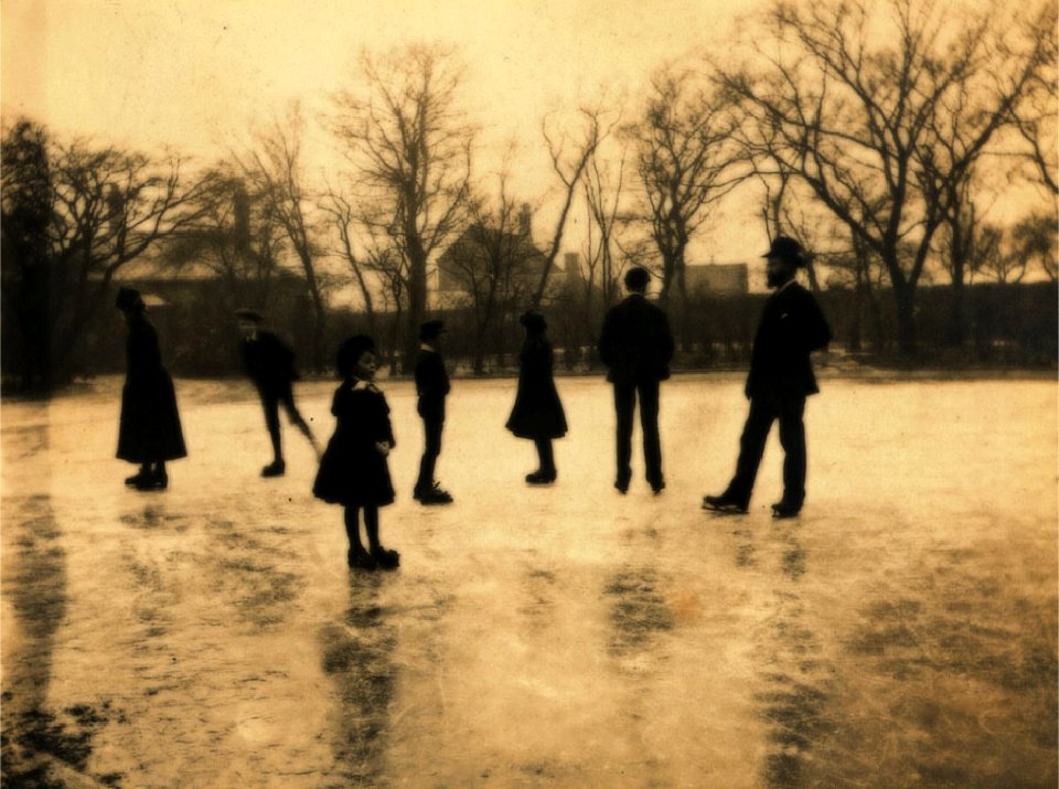 XMAS SKATERS MASTER ORTON FX 200DPI