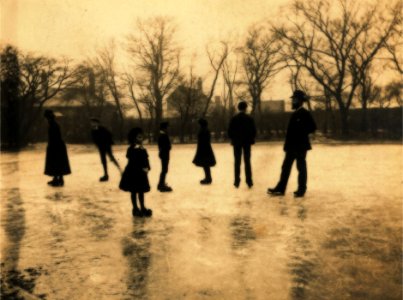 XMAS SKATERS MASTER ORTON FX 200DPI