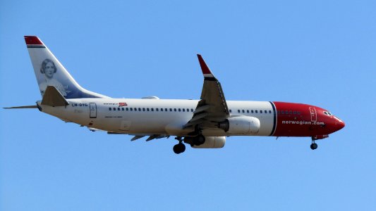 b737 800 norwegian ln dyg