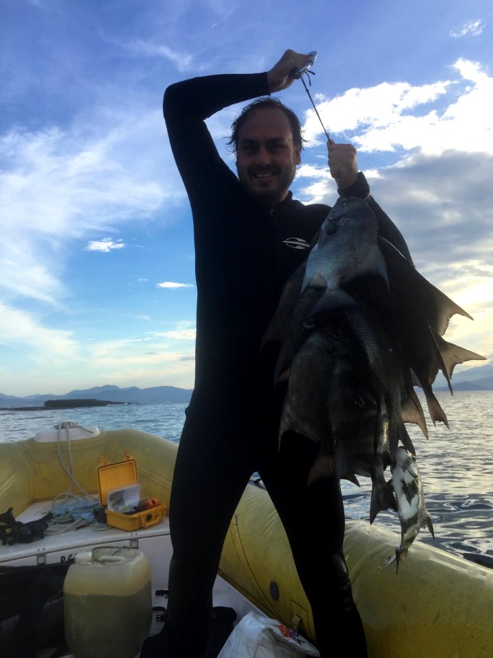 carlos bolsonaro caça sub 5