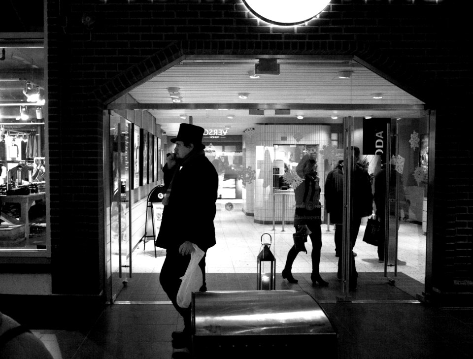 Man with top hat. Bodø, Norway