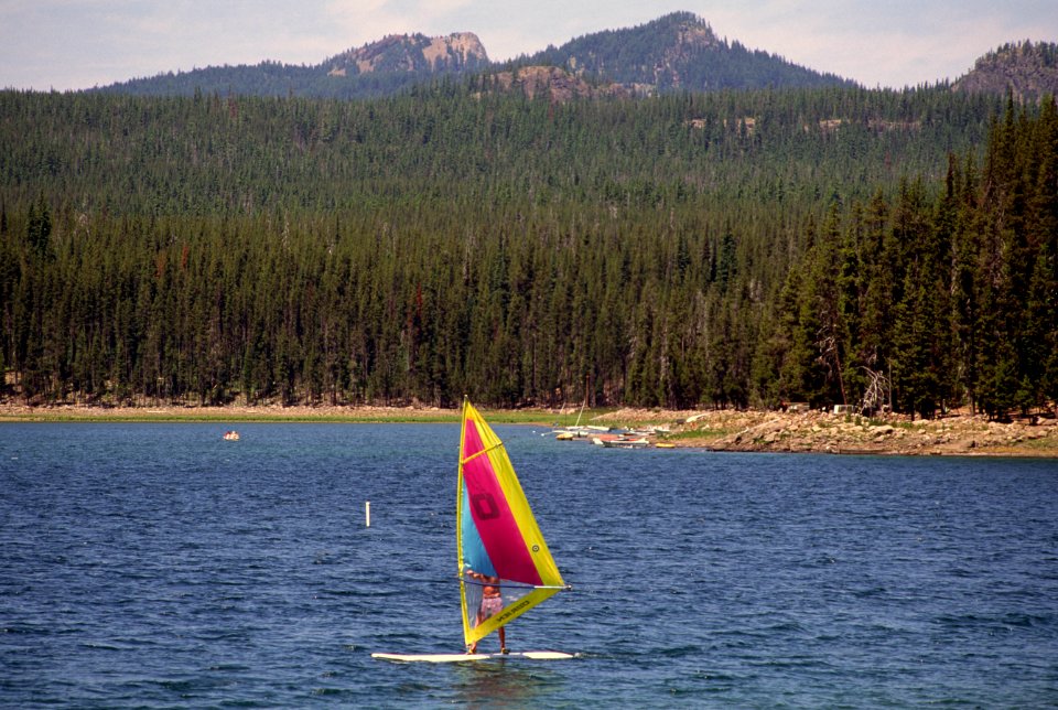 Recreation wind sailing Elk Lake, Deschutes National Forest