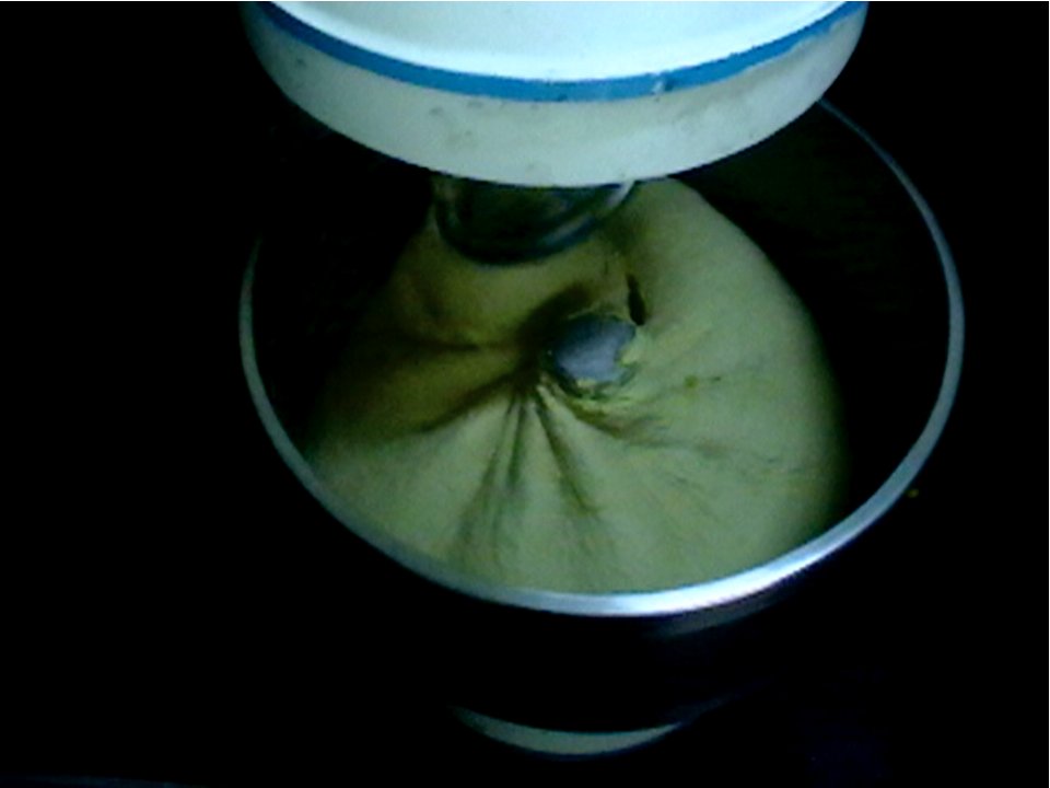 Pan de arracacha batido de ingredientes