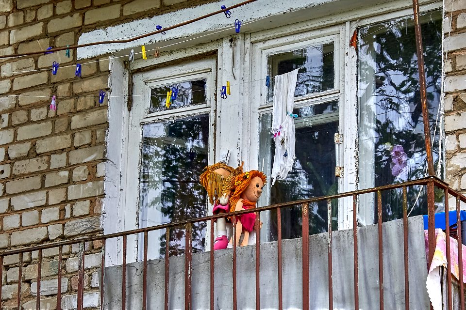 Love on the balcony photo