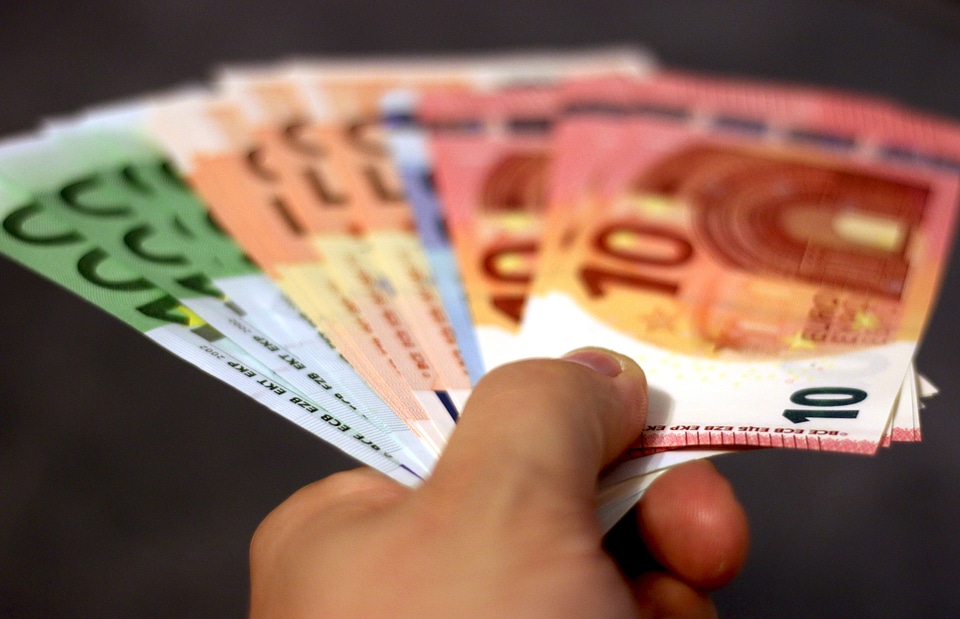 Hand banknote currency