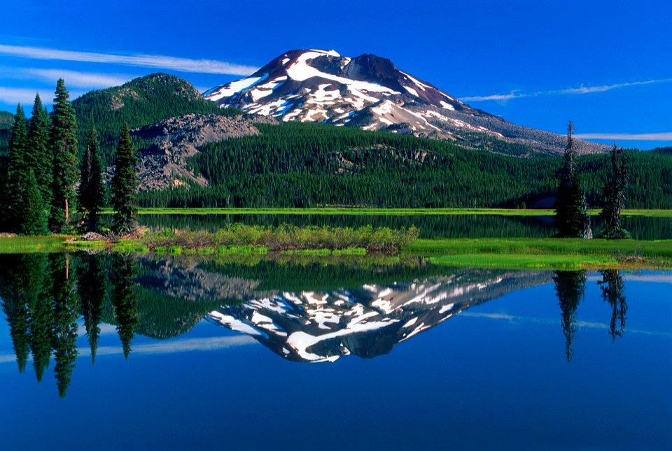 Deschutes National Forest  South Sister Sparks Lake