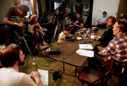 117 Joint USGS and Forest Service press conference  May 18, 1980
