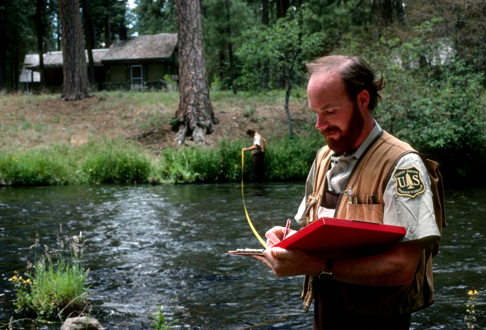 Deschutes National Forest, fisheries.jpg