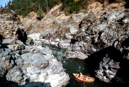 Rogue River Siskiyou National Forest, drift boating historic.jpg