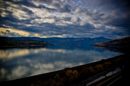 Columbia River Reflections-Columbia River Gorge