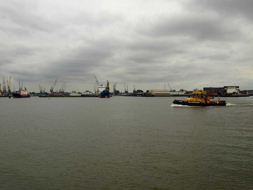 P6257354