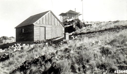 Lookout Tower & Building, Malheur National Forest, OR 9-11-1942 photo