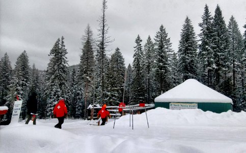 2019-Feb-deLeon-ColvilleNF-49DegNorth-snow-investigation-yurt