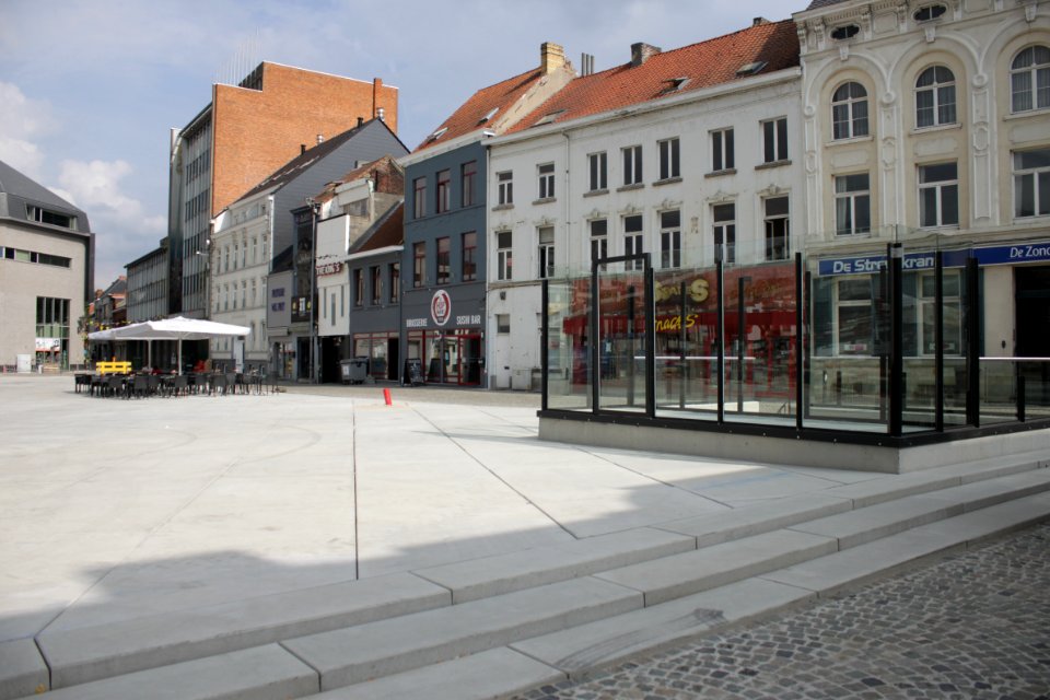 Eurodal op de Hopmarkt in Aalst