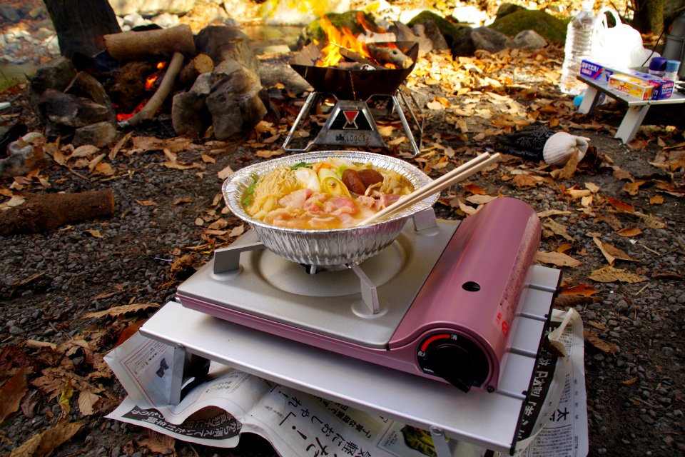 Hot pot under the sky