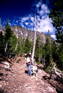 Women Hiking in Gearhart Wilderness-Fremont Winema