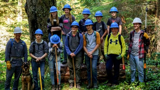 Quilcene Ranger Corps summer 2018. Photo courtesy of PNTA.