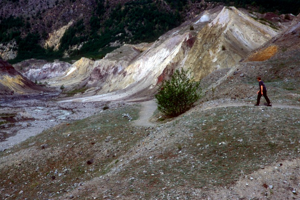 Hummocks trail at Mount St. Helens-Gifford Pinchot