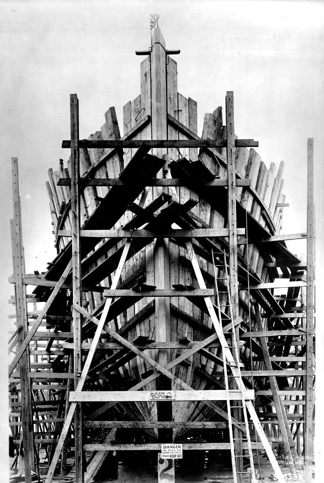 7461 Douglas-fir Lumber for WWI Ships at Portland