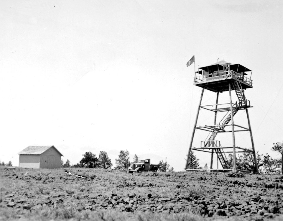 LOT  Lutsey Point,40 ft tower, Ochoco NF, OR 1942