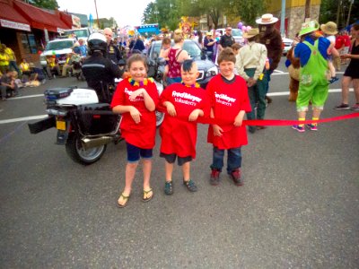 SMOKEY AT 2016 JR ROSE FESTIVAL PARADE-136 photo