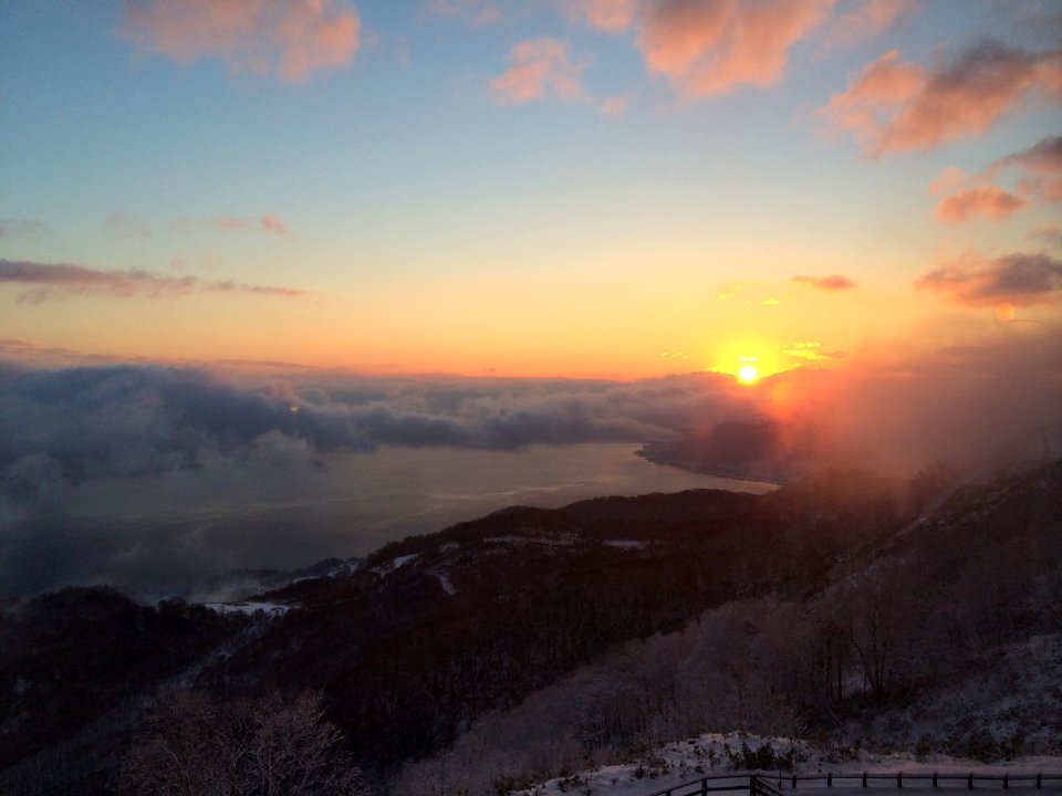 北海道洞爺湖町～Japan sunrise