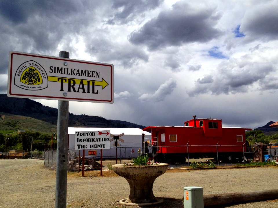 PNT-Similkameen Trail sign and old caboose