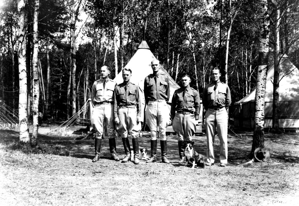 280080 CCC Camp Nine Mile Army Officers, MBS NF, WA 1933