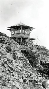 Huffman Peak Lookout House, Columbia National Forest, WA 1944