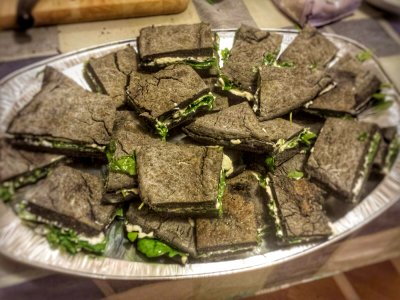 Torta al Testo integrale stracchino e rucola