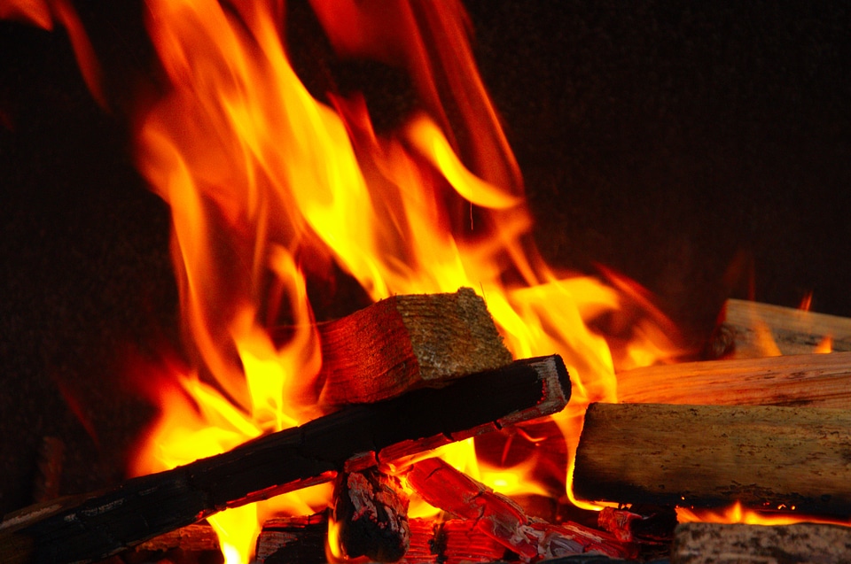 Fire an outbreak of grill