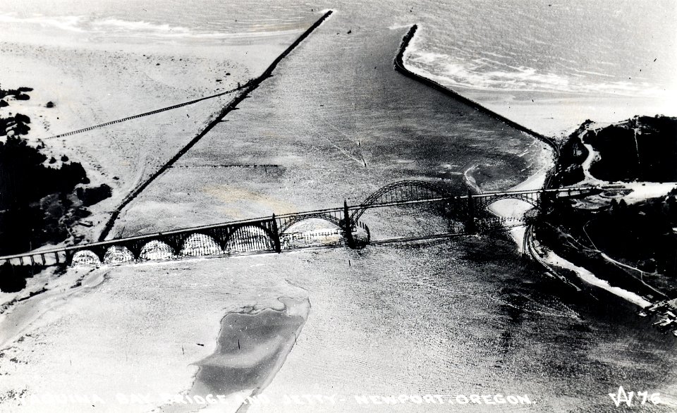 76 Yaquina Bay Bridge & Jetty, Newport