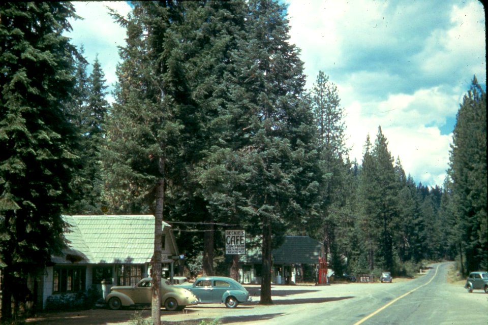 Y-2-48.5 Union Creek, Beckie's Cafe, ca. 1940