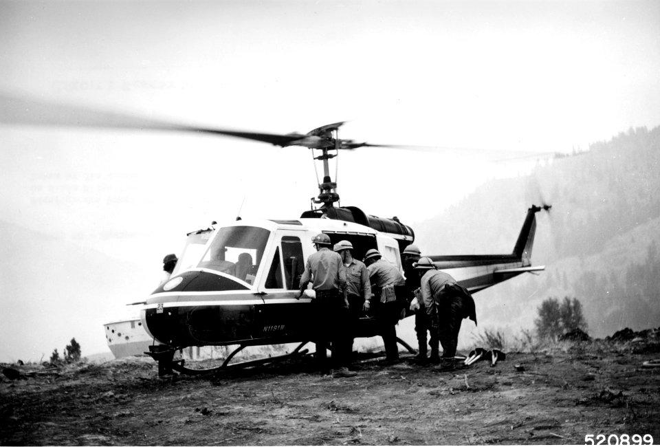 520899 Helicopter on Slide Ridge Fire, Wenatchee NF, WA 1970