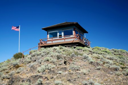 Fremont-Winema NF Hager Mtn Lookout 002