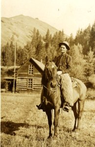 Ranger Sullens 1914 Whitman NF photo