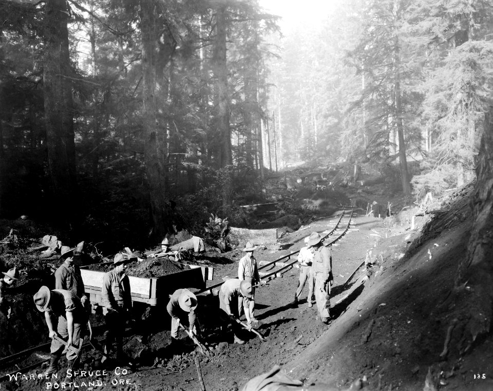 135 Grading Right-of-Way, Camp 7-P, East of Otter Rock