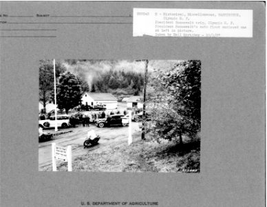 353543 President Roosevelt, His Enclosed Car on Left, at Snyder RS, Olympic NF, WA 10-1-1937