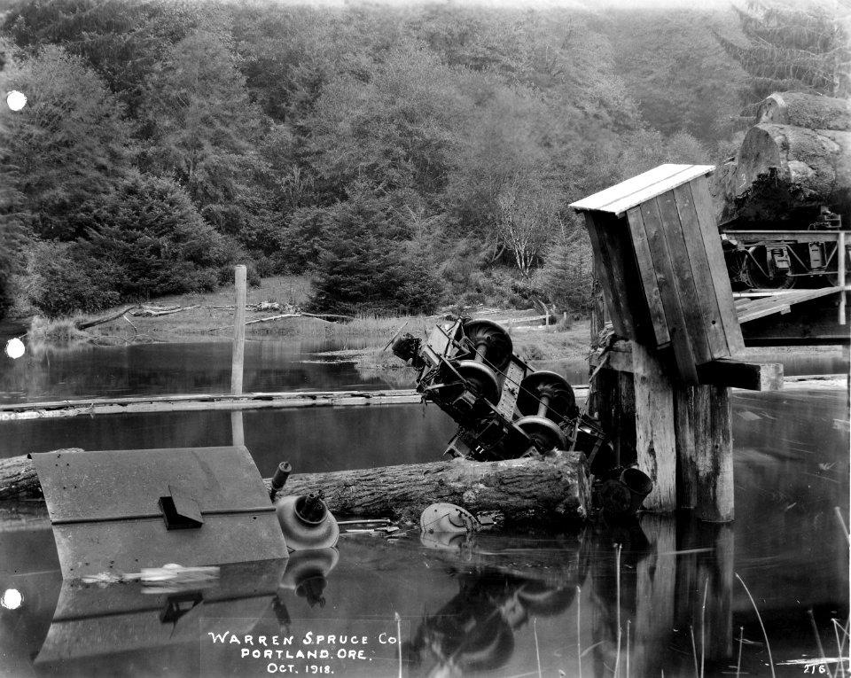 216 Wrecked Train at Toledo
