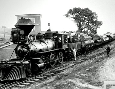 O&SE Railroad Engine, Cottage Grove, OR 1905 photo