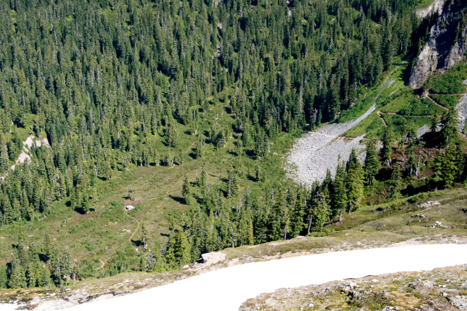 Mazama Park shelter from Park Butte Lookout